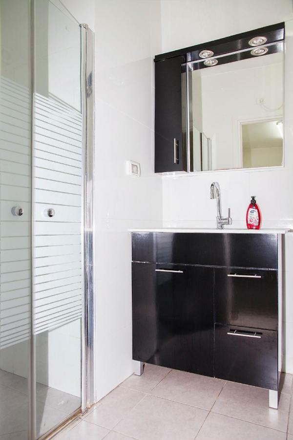 Apartments4You Dinara Бат-Ям Экстерьер фото